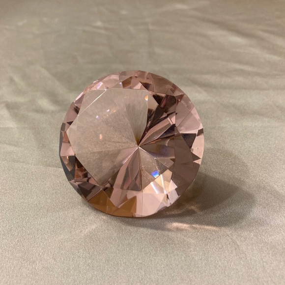 Pink Gem Jewel Diamond Faceted Glass Paperweight with Box (faded) 2.5” x 2” VGUC - Picture 1 of 14
